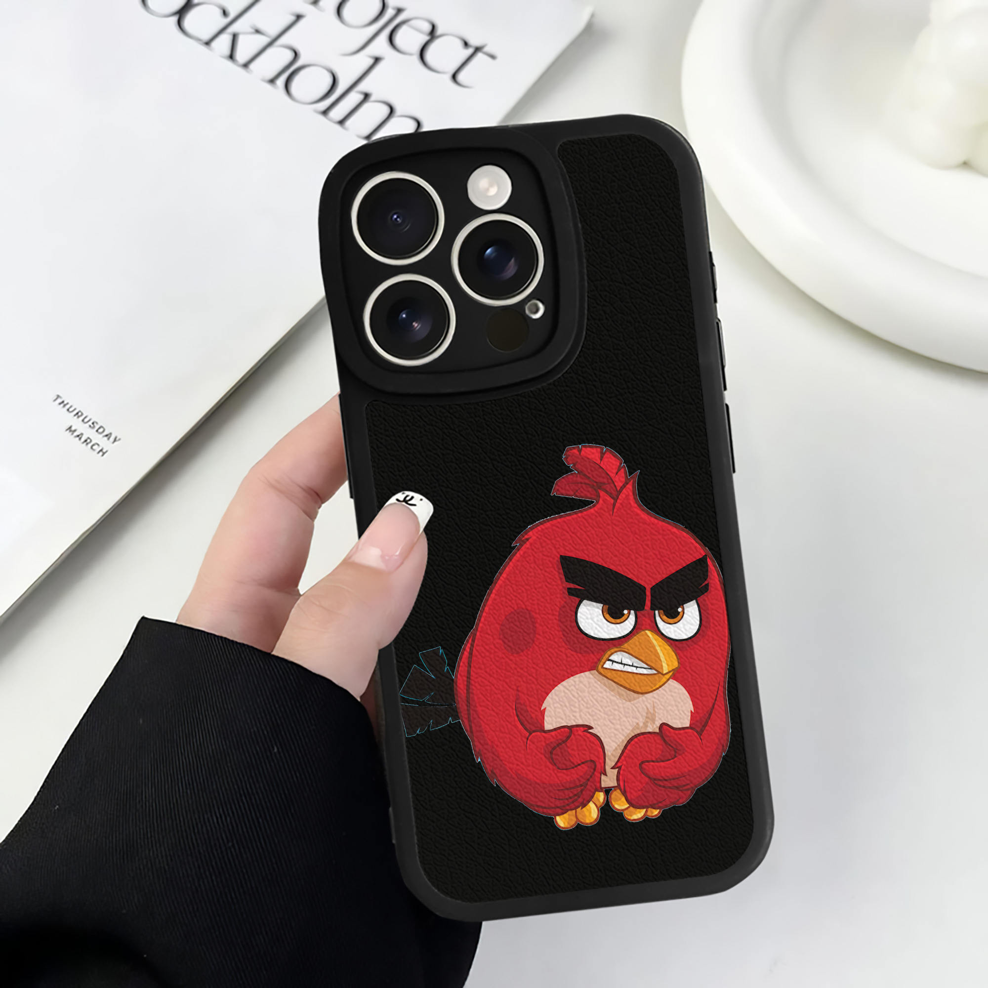 （画像用） Angry Birds アングリーバード 【iPhone 16シリーズ対応】シリコンスマホケース（レザー調） 材質：シリコン